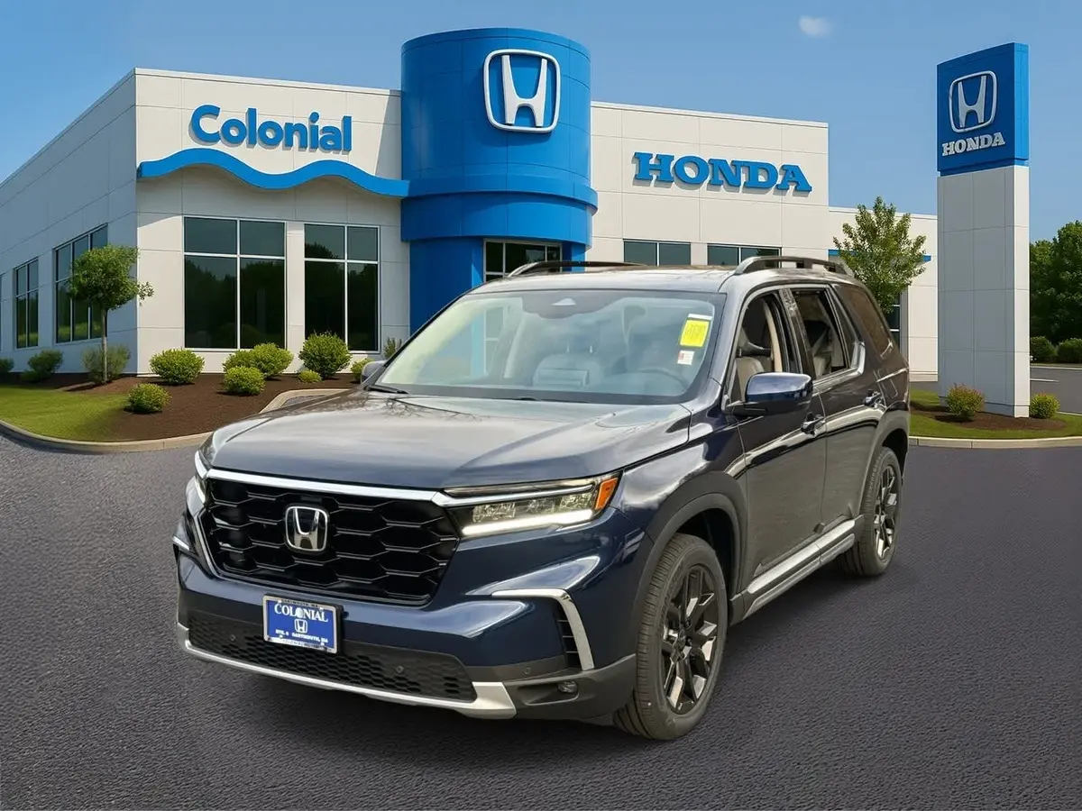 2025 Honda Pilot Touring's photo