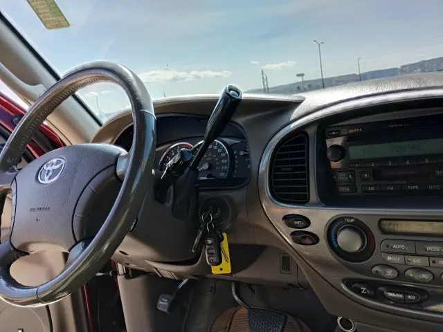 2006 Toyota Sequoia Limited photo 13