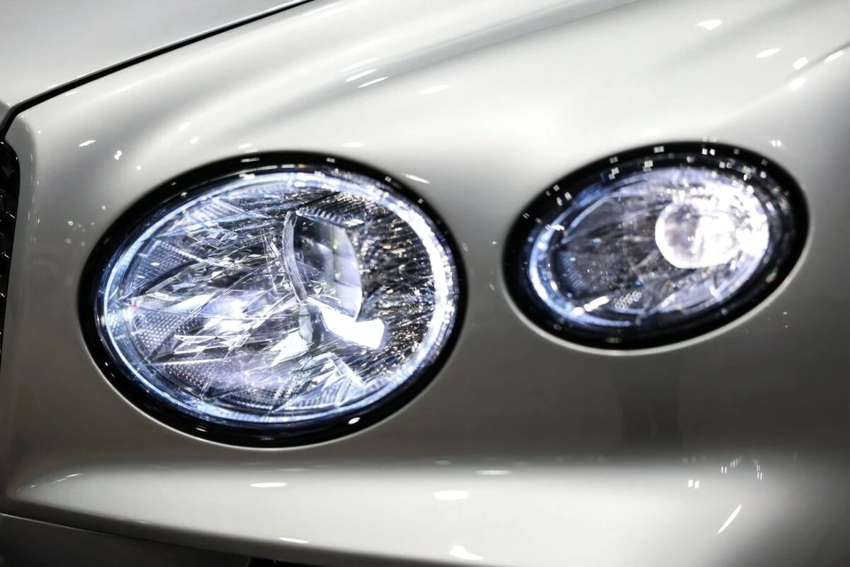 2022 Bentley Bentayga S - Photo 49