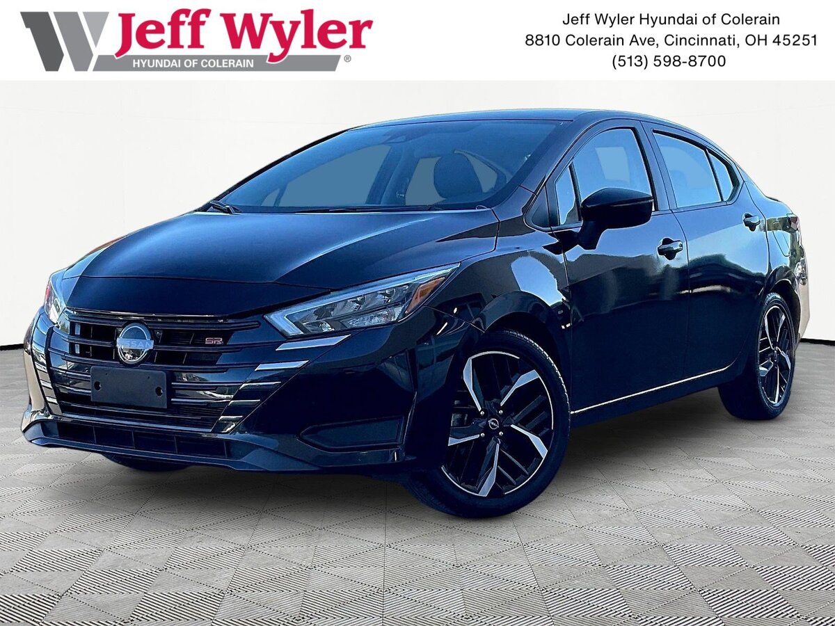 2024 Nissan Versa 1.6 SR