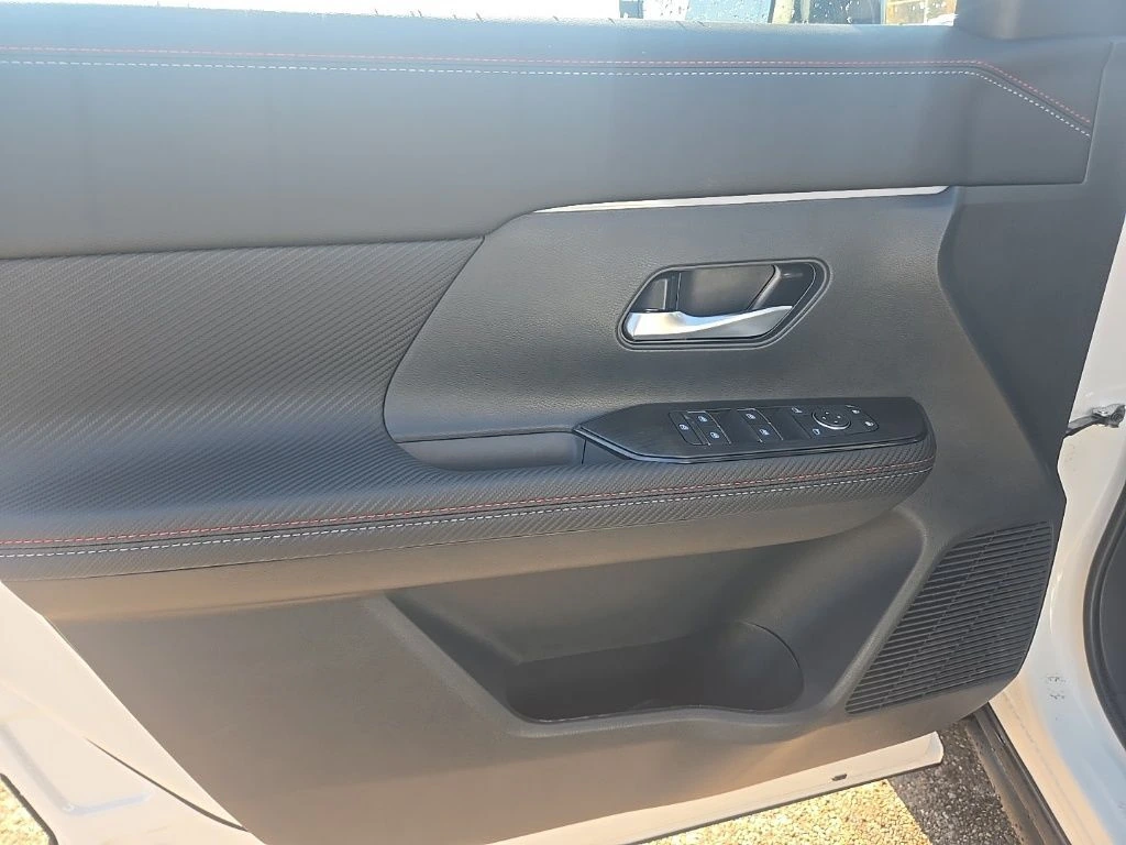 2026 Nissan KICKS SR AWD - Photo 10
