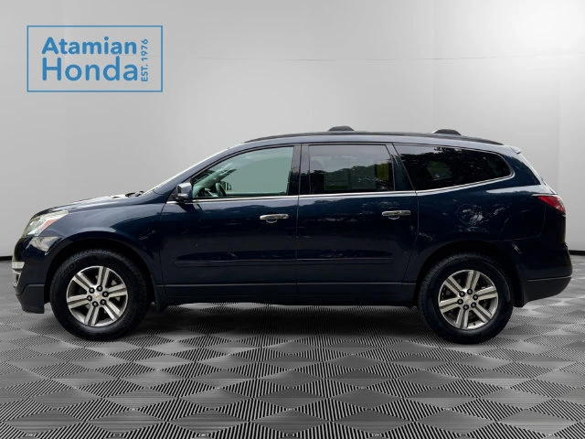 Used 2016 Chevrolet Traverse 2LT with VIN 1GNKVHKD8GJ313690 for sale in Tewksbury, MA