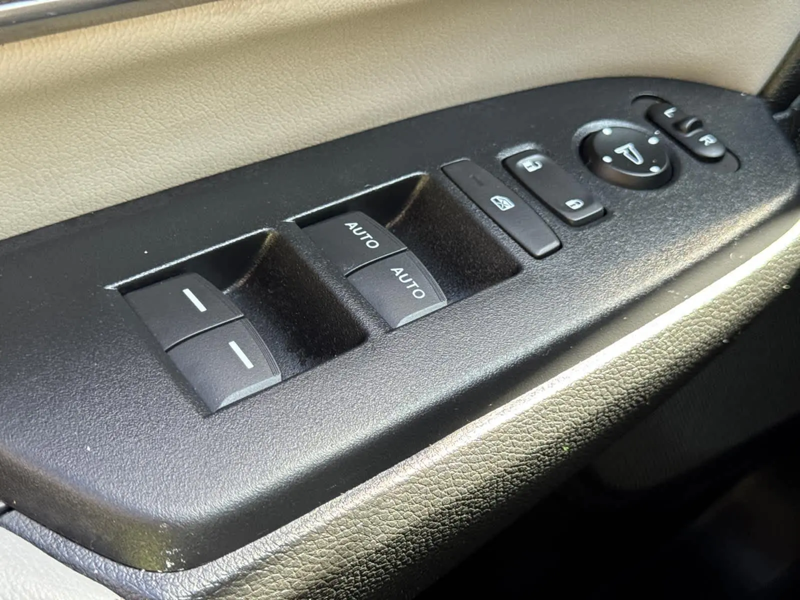 2022 Honda CR-V EX-L photo 24