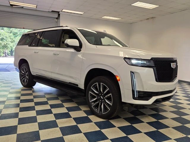 2023 Cadillac Escalade ESV