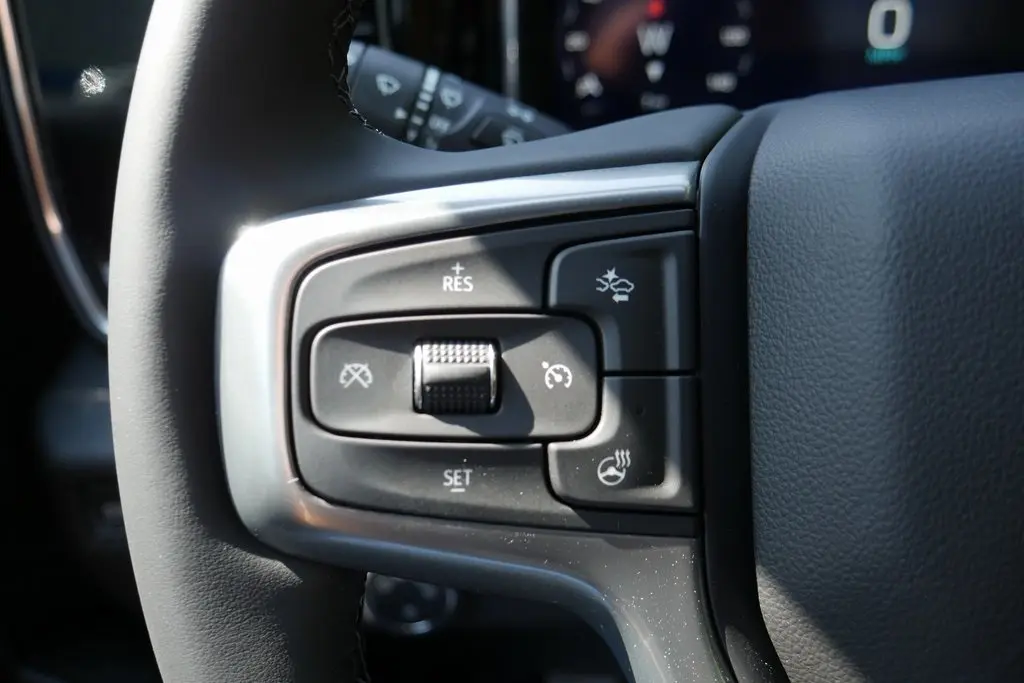 2026 Chevrolet Silverado LT photo 11