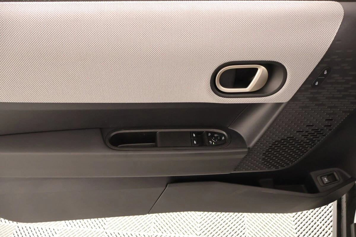 2026 MINI Hardtop 2 Door - Photo 11