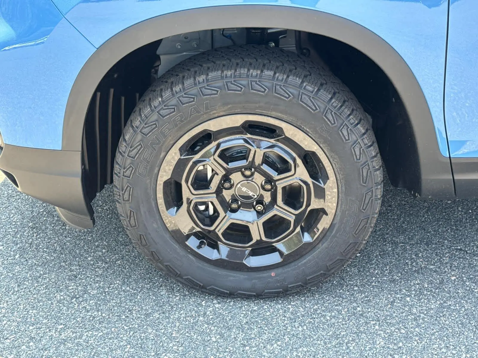 2025 Honda Ridgeline TrailSport photo 9
