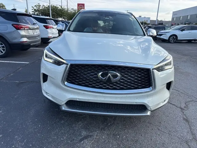 2021 Infiniti QX50 Essential photo 2