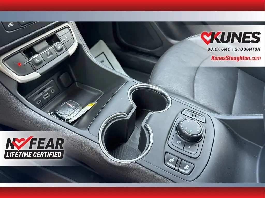 2023 Gmc Terrain SLT photo 24