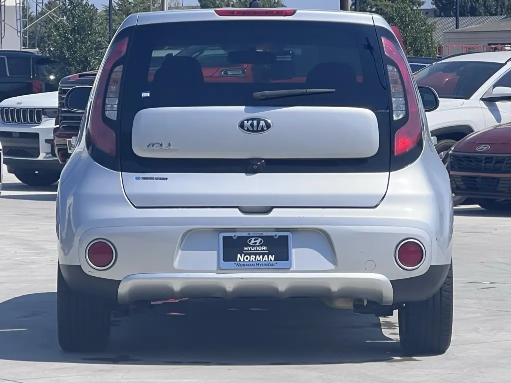 2018 Kia Soul Plus photo 3