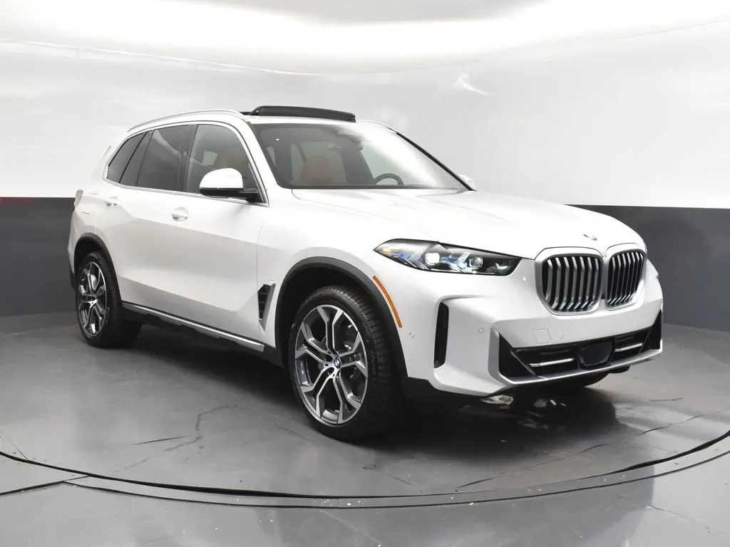 2026 BMW X5 40i's photo