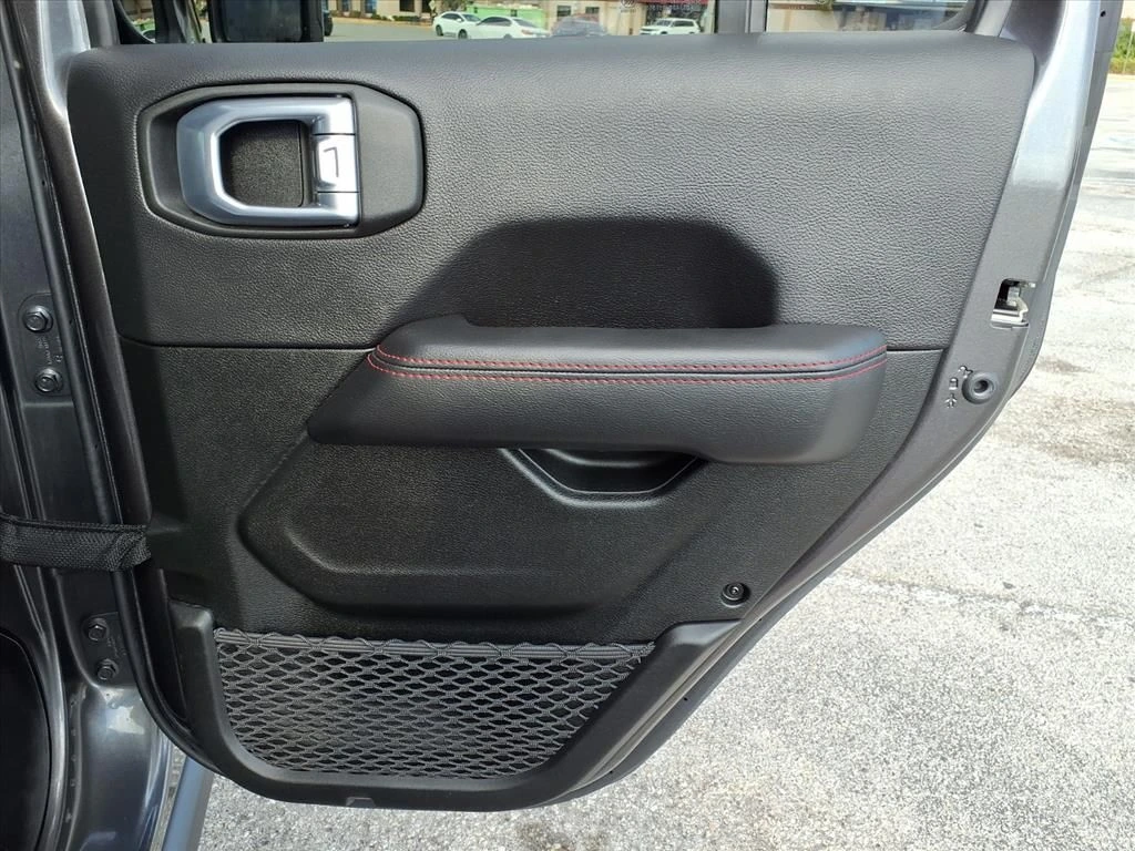 2022 Jeep Wrangler Unlimited Rubicon - Photo 15