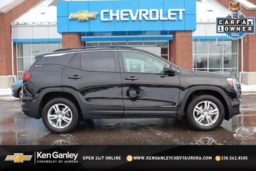 2022 GMC Terrain SLE's photo