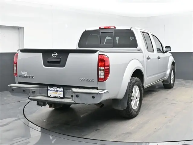 2016 Nissan Frontier SV photo 8