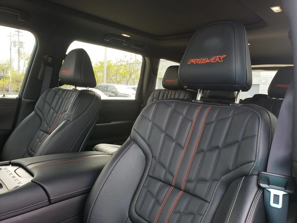 2025 Nissan Armada PRO-4X - Photo 25