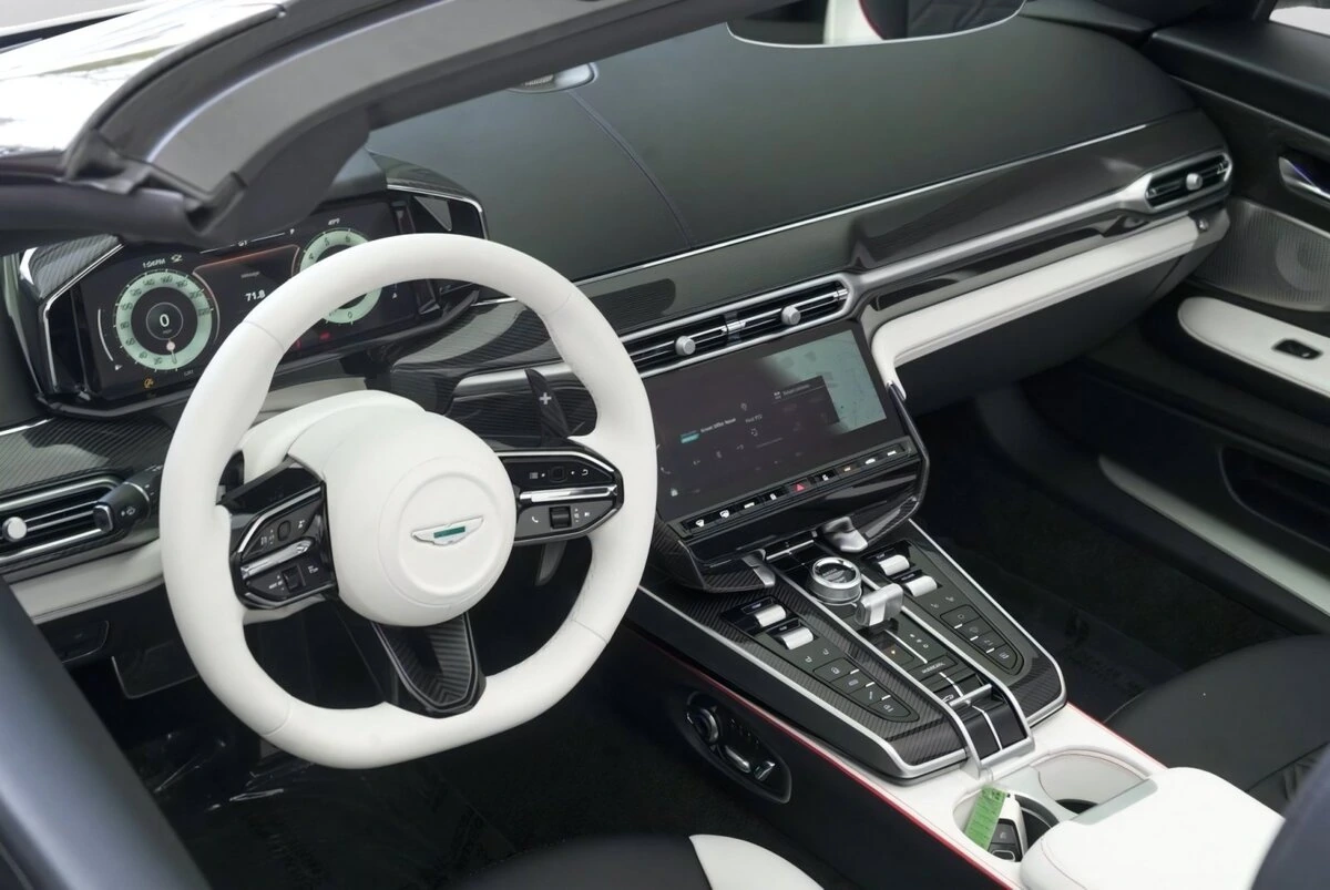 2026 Aston Martin Vanquish Base - Photo 39