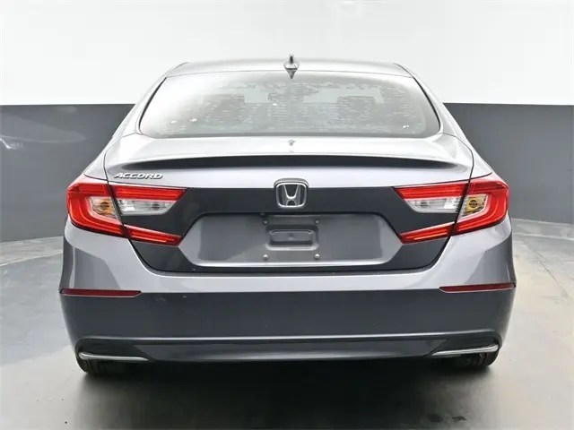 2018 Honda Accord LX photo 6