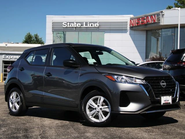 2025 Nissan Kicks Play 1.6 FWD's photo