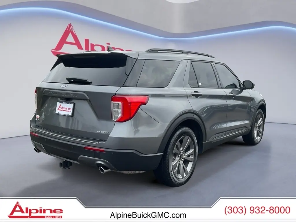 2021 Ford Explorer XLT photo 4