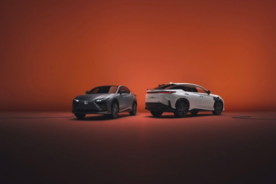 Lexus RZ