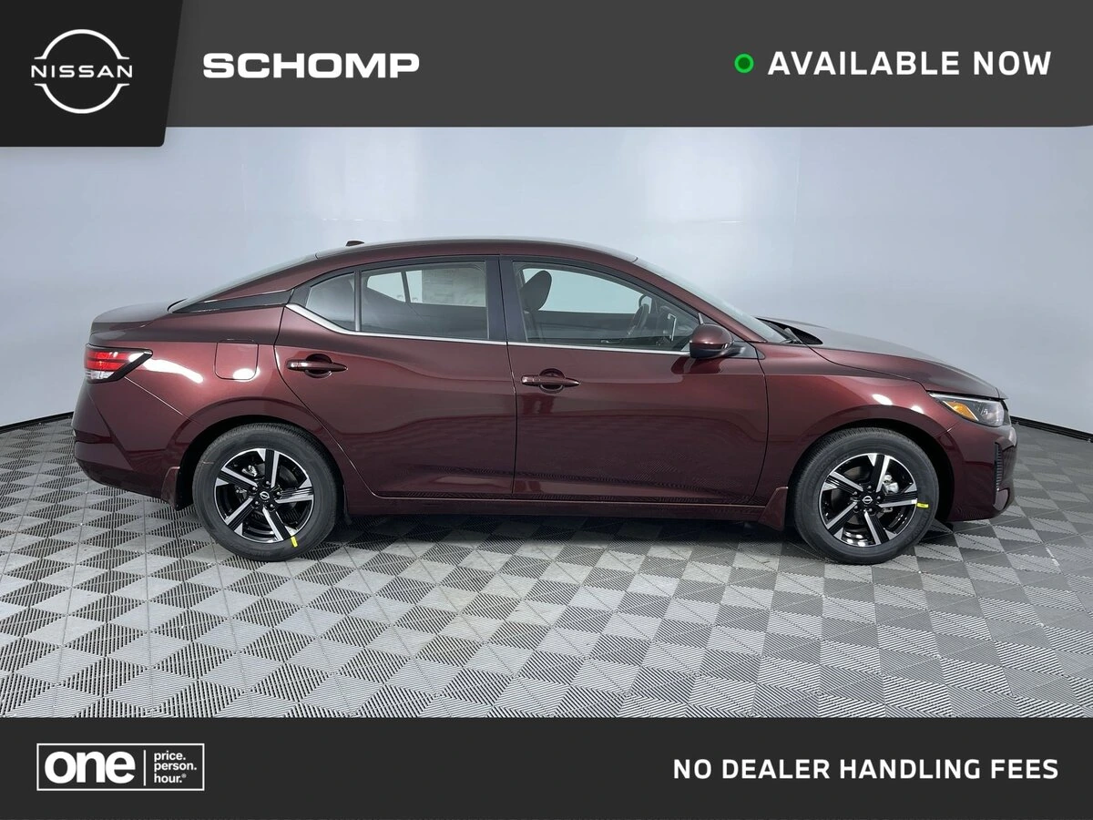 2025 Nissan Sentra SV's photo