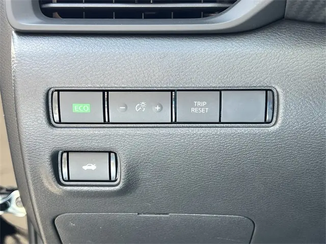 2025 Nissan Sentra S photo 10