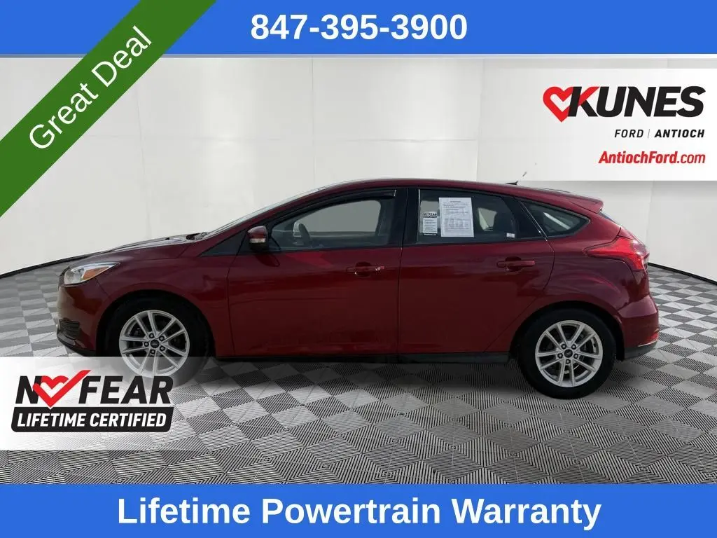 2016 Ford Focus SE photo 4