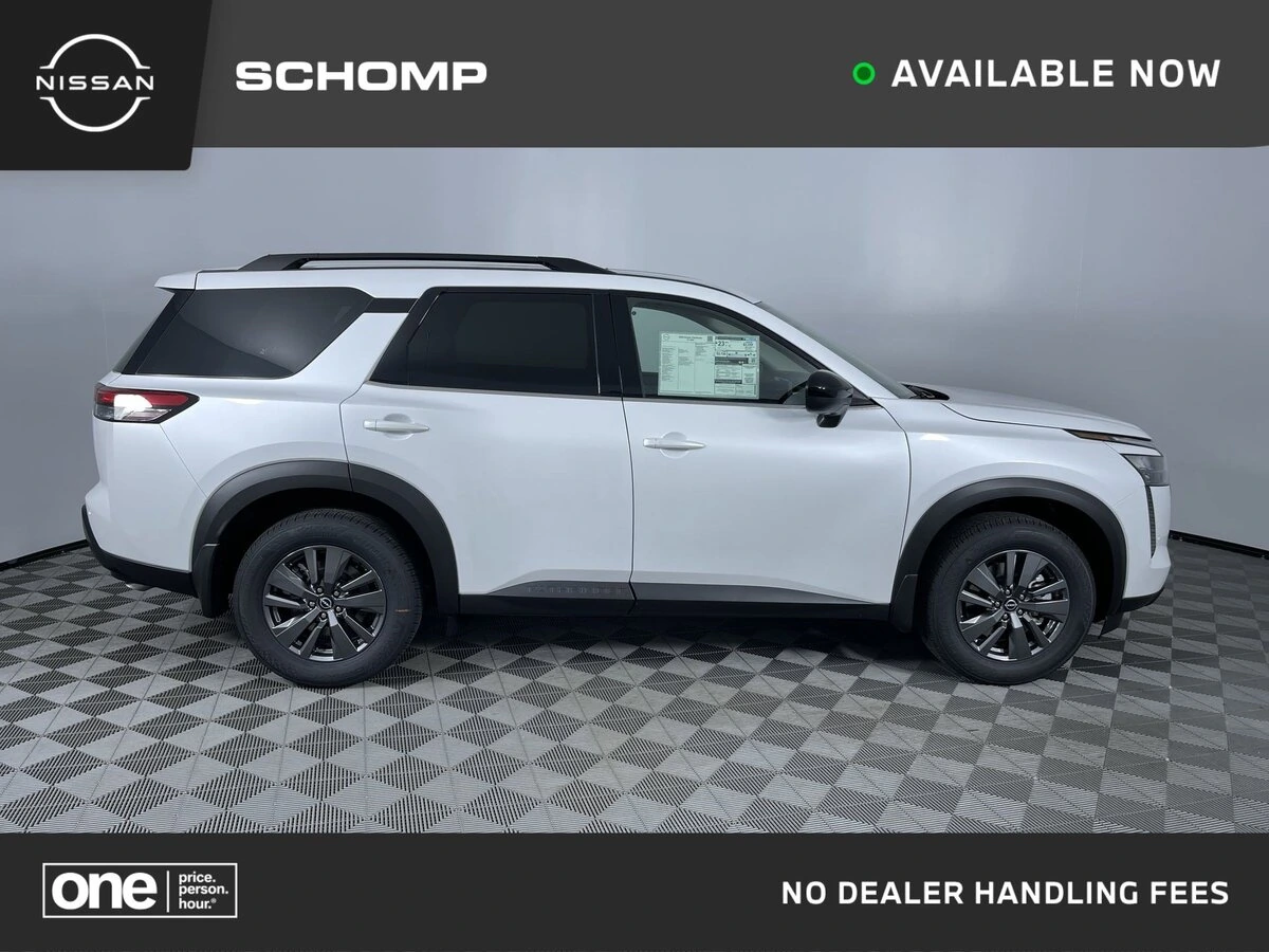 2026 Nissan Pathfinder SV 4WD's photo