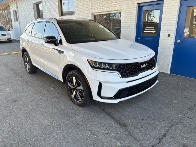 2023 Kia Sorento S's photo