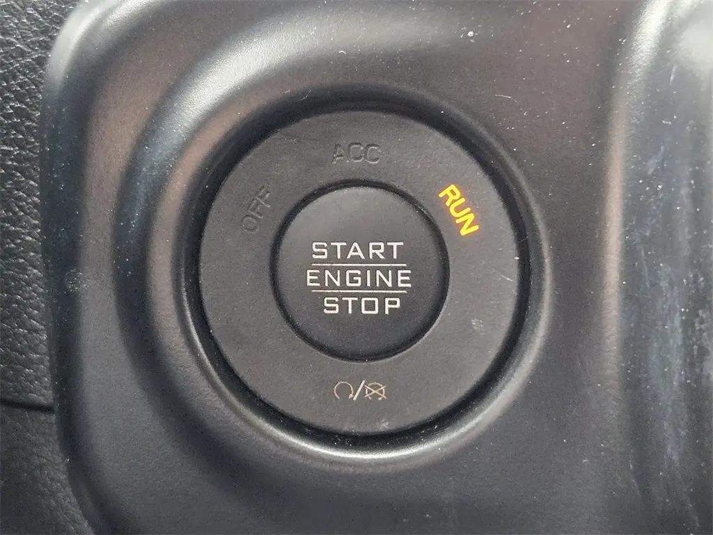 2022 Jeep Wrangler Unlimited Sahara photo 20