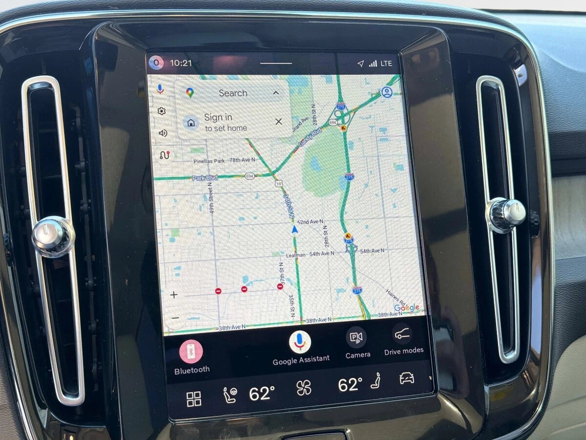 2026 Volvo - image 21