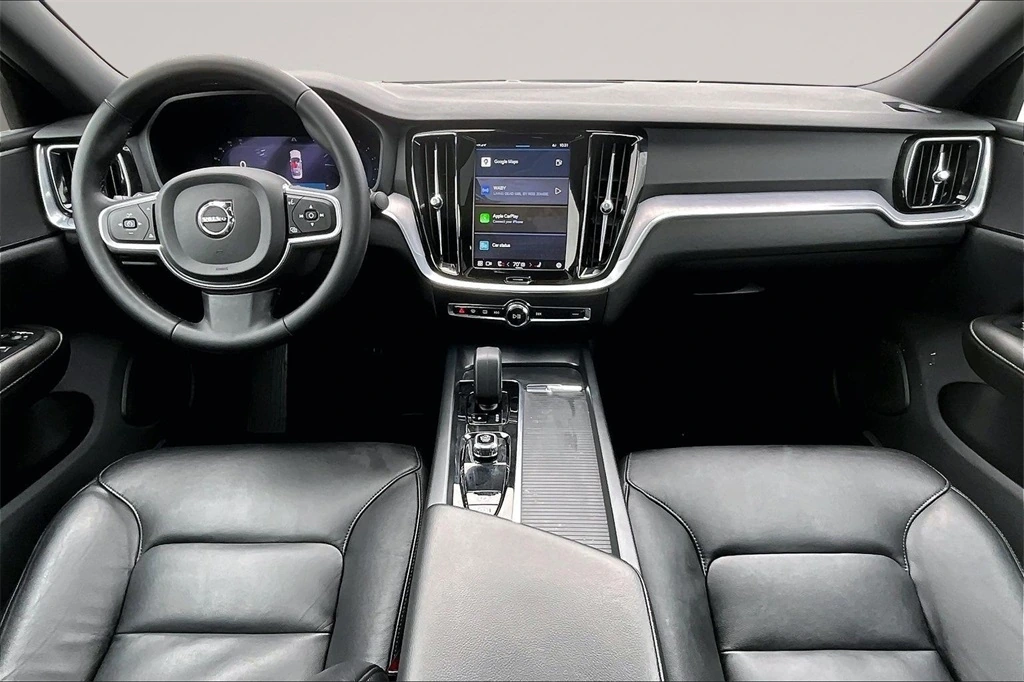 2023 Volvo - image 7