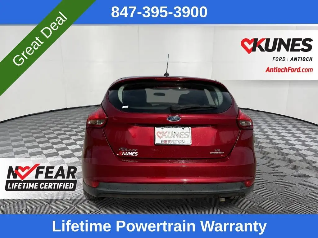 2016 Ford Focus SE photo 4