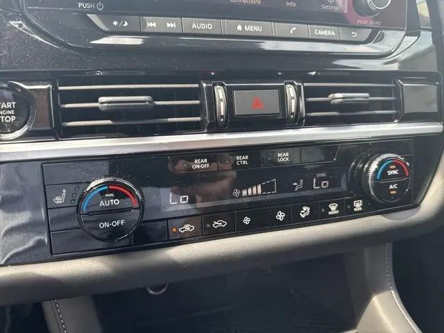 2026 Nissan Rogue SV photo 23