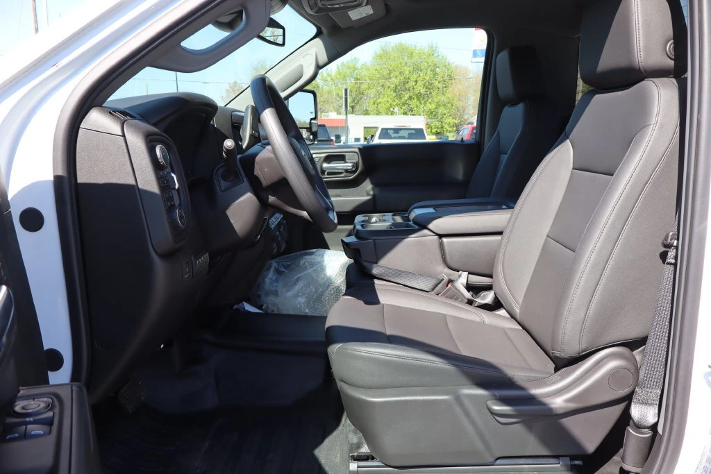 2025 Chevrolet Silverado 3500 HD Work Truck - Photo 9