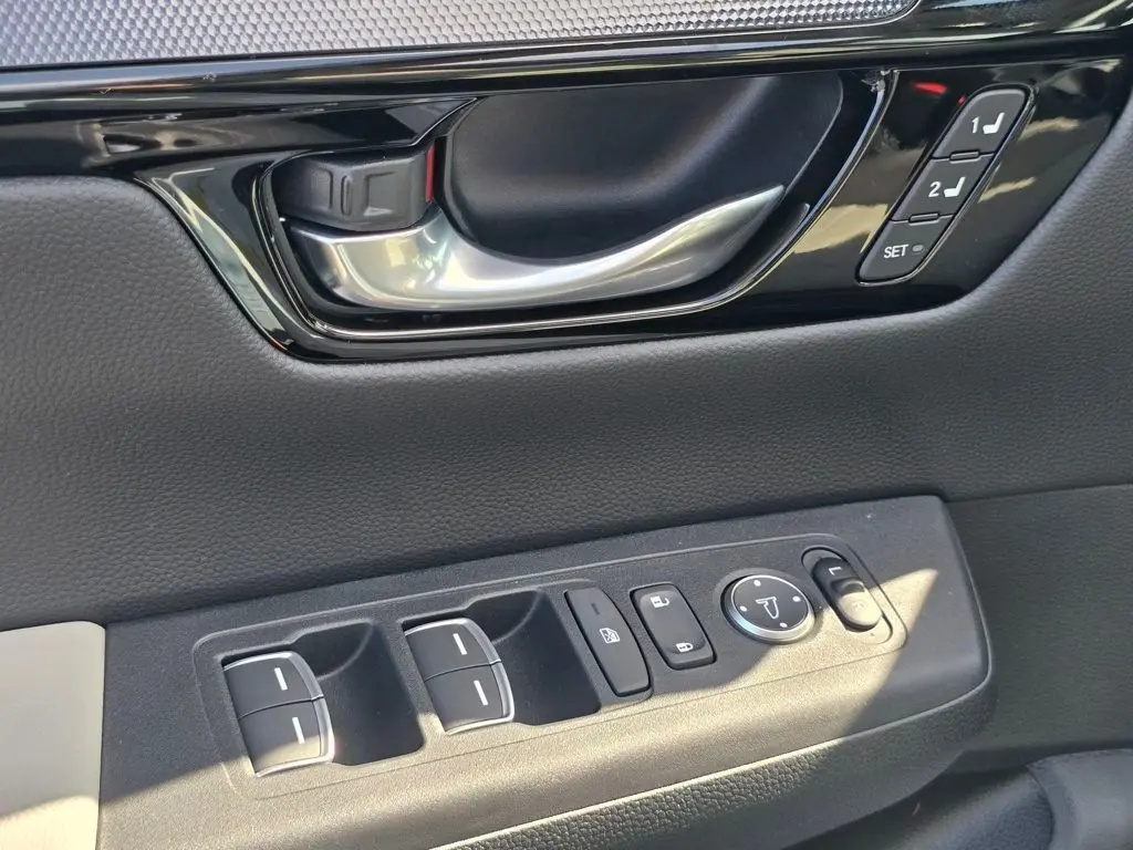 2026 Honda CR-V EX-L photo 21