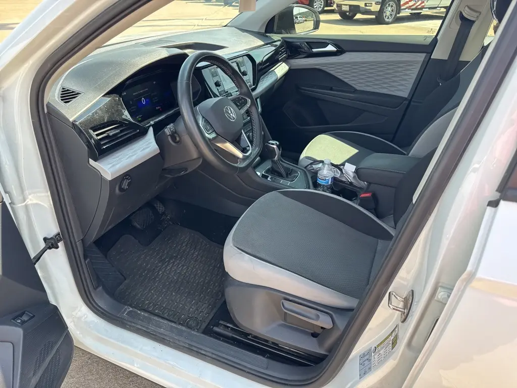 2022 Volkswagen Taos S photo 13