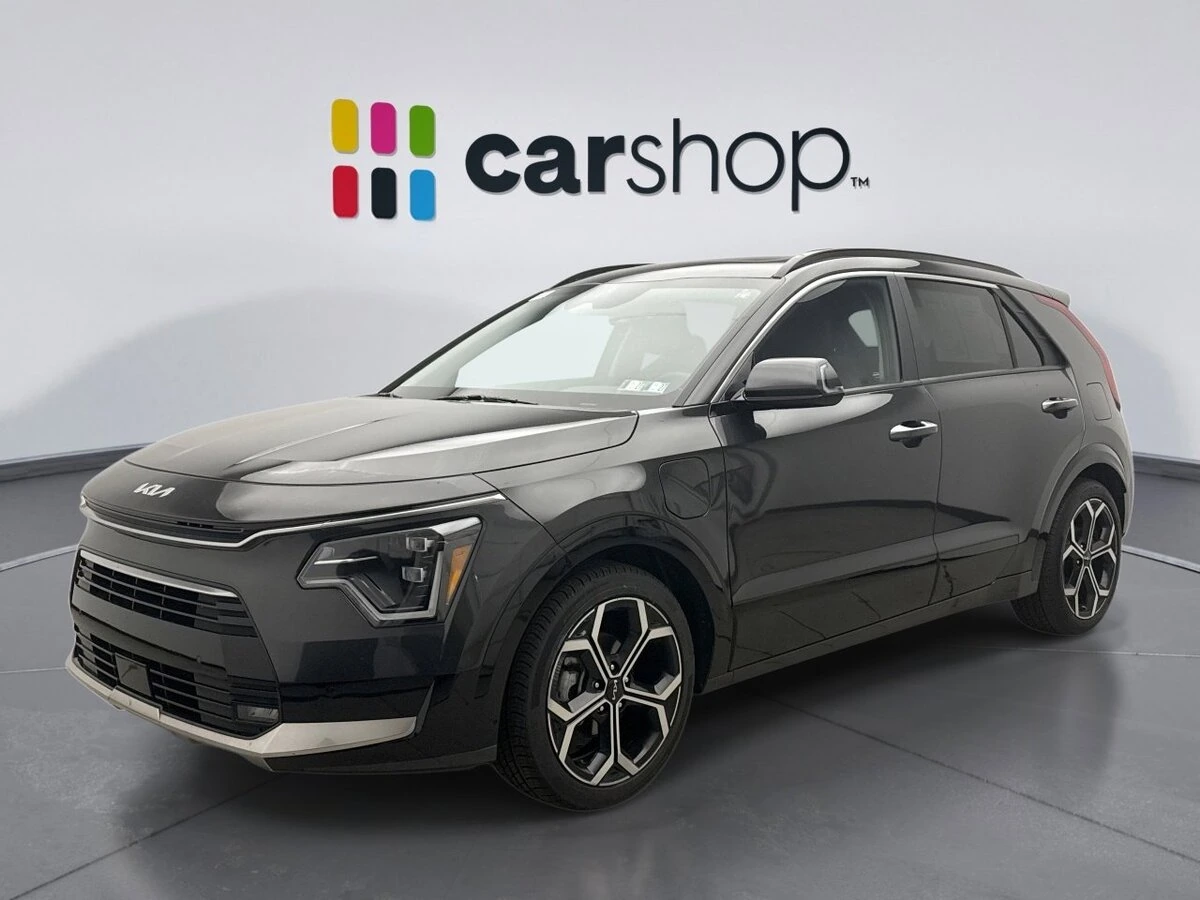 2023 Kia Niro SX Touring PHEV's photo