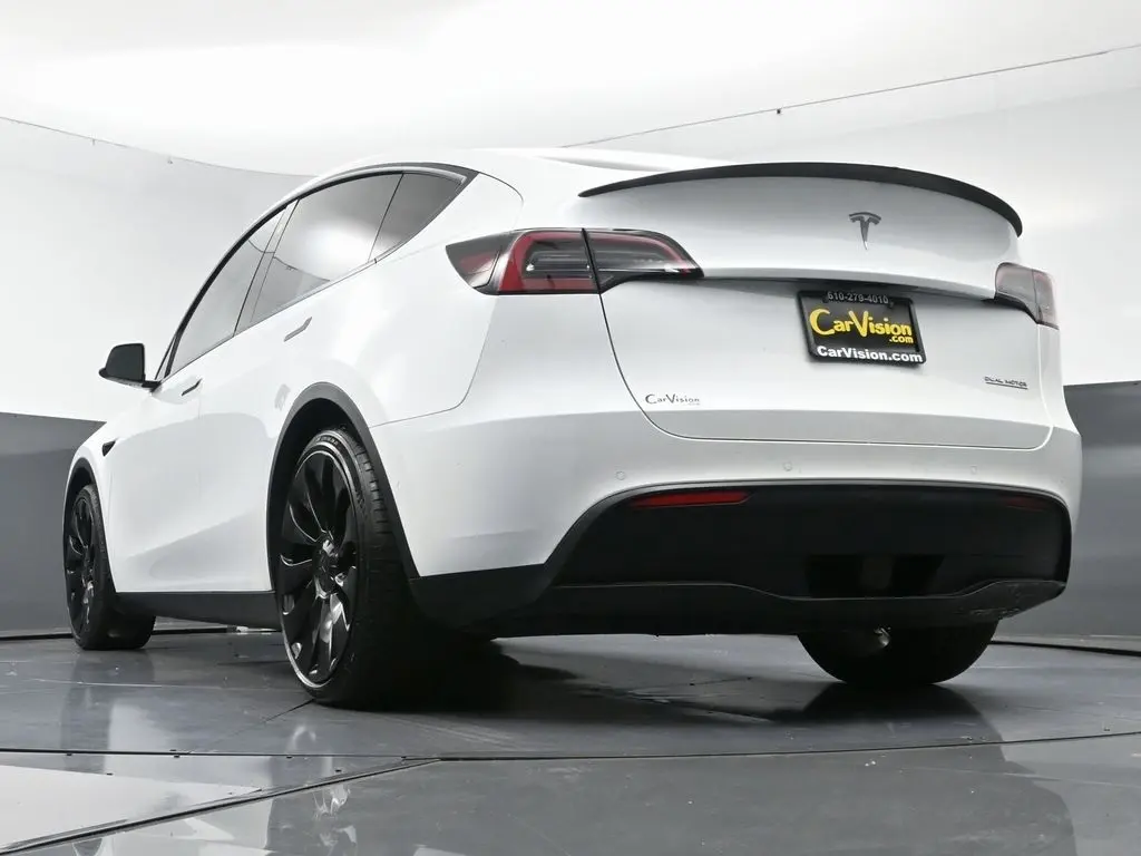 2022 Tesla Model Y Performance photo 45