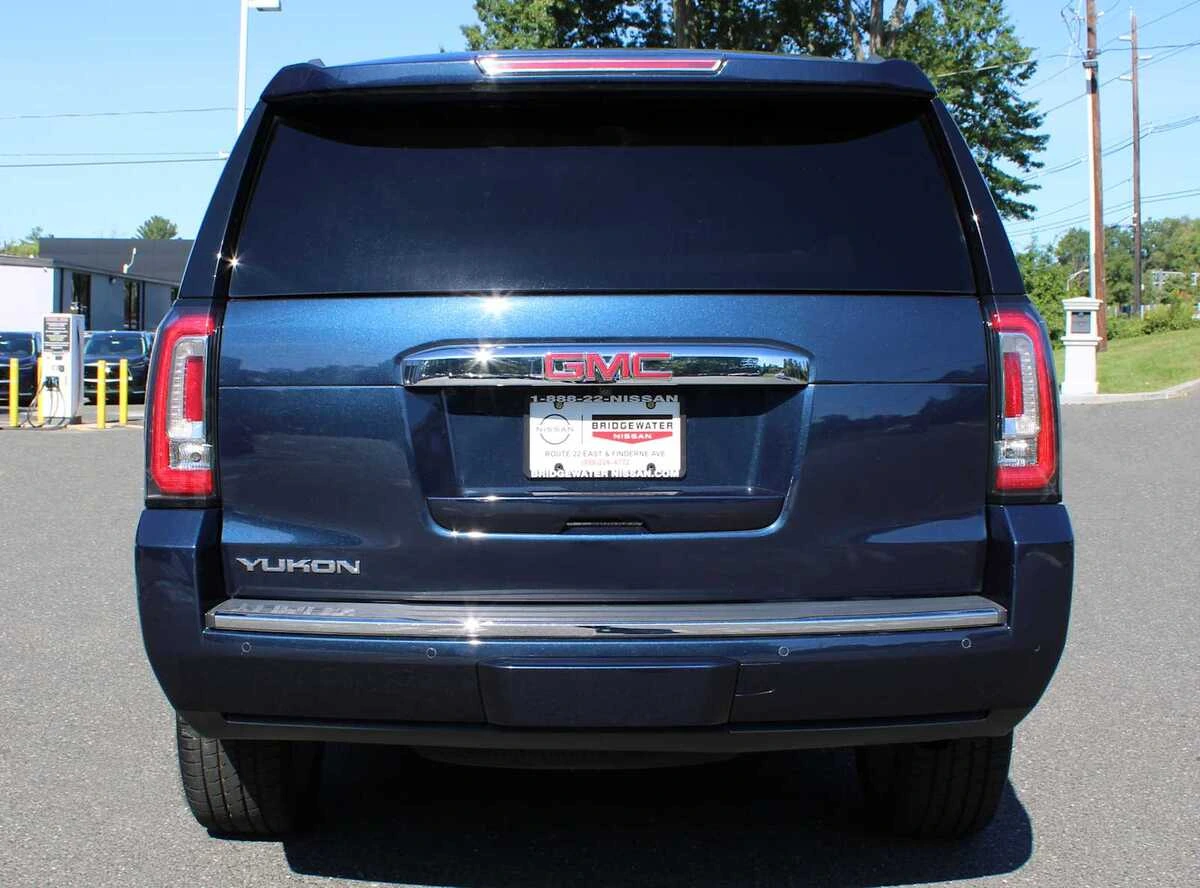 2020 GMC Yukon Denali - Photo 6
