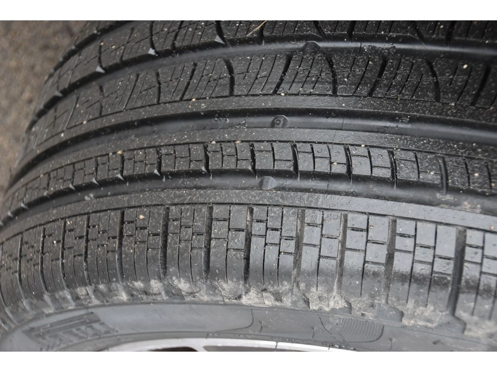 2023 Volvo - image 11