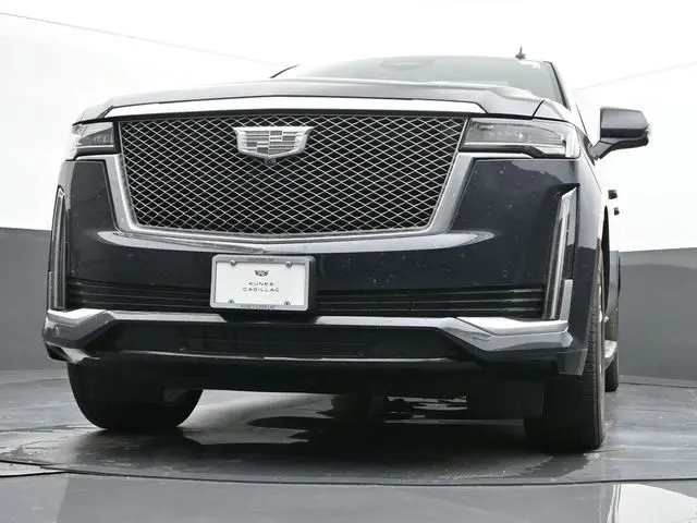 2023 Cadillac Escalade ESV Premium Luxury photo 35