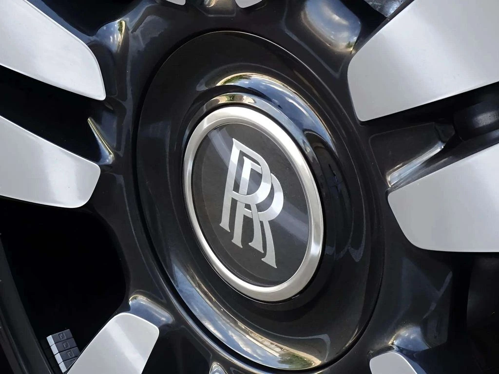 2025 Rolls-Royce Cullinan Base - Photo 23