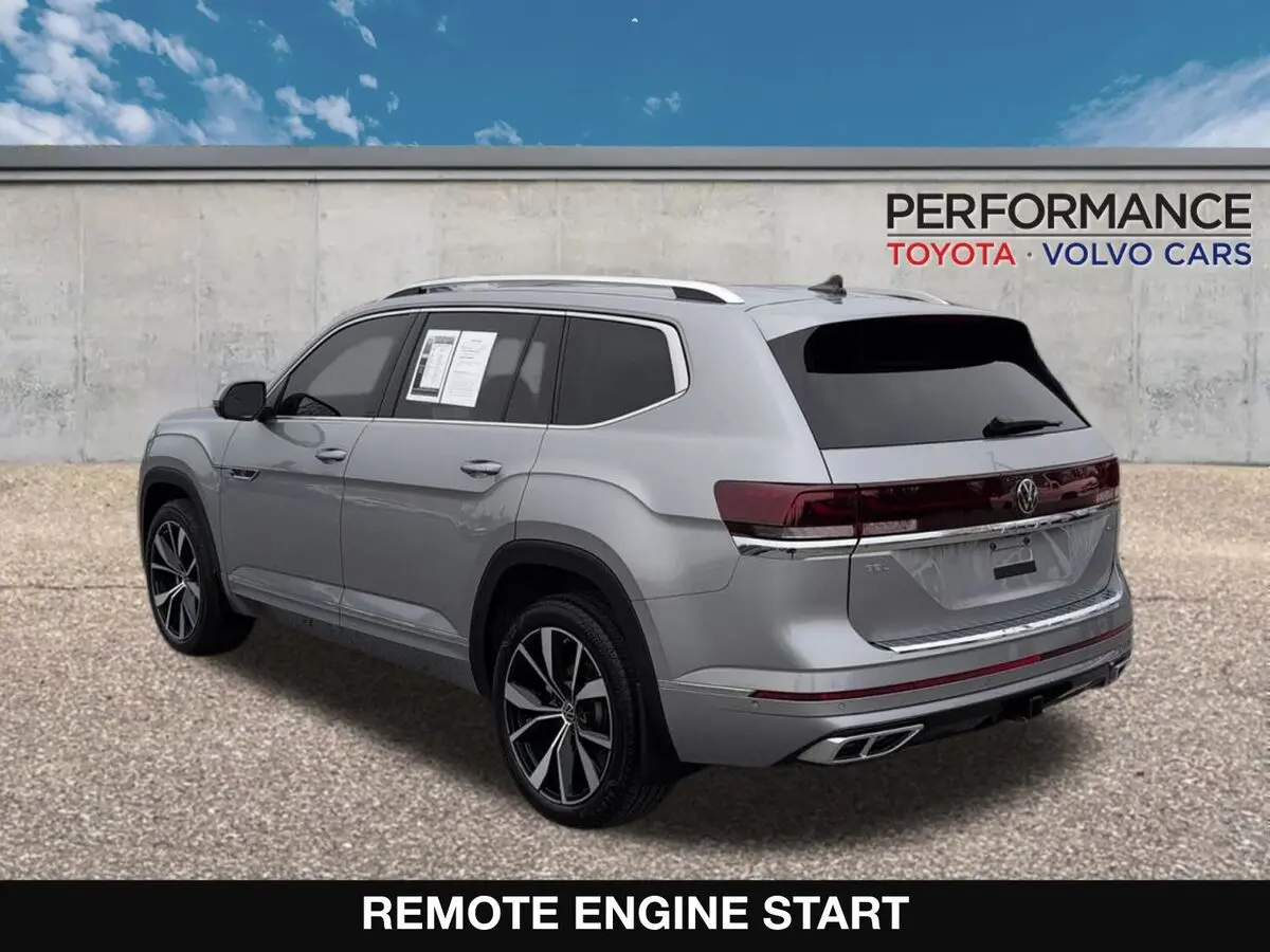 2024 Volkswagen Atlas SEL Premium R-Line photo 3