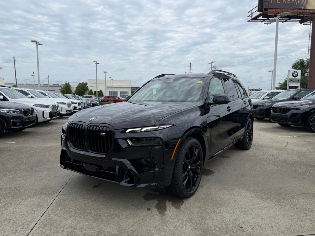 2027 BMW X7 M60I