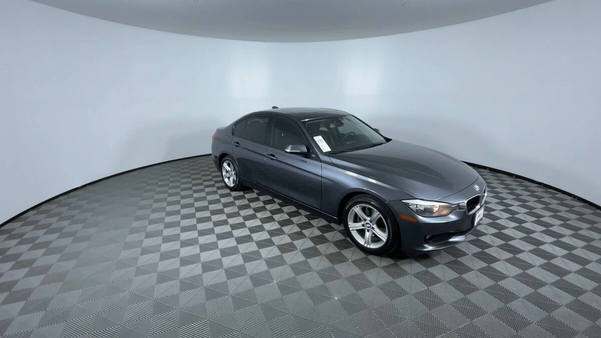 Used 2014 BMW 3 Series 320i with VIN WBA3C3C58EP661512 for sale in Littleton, CO