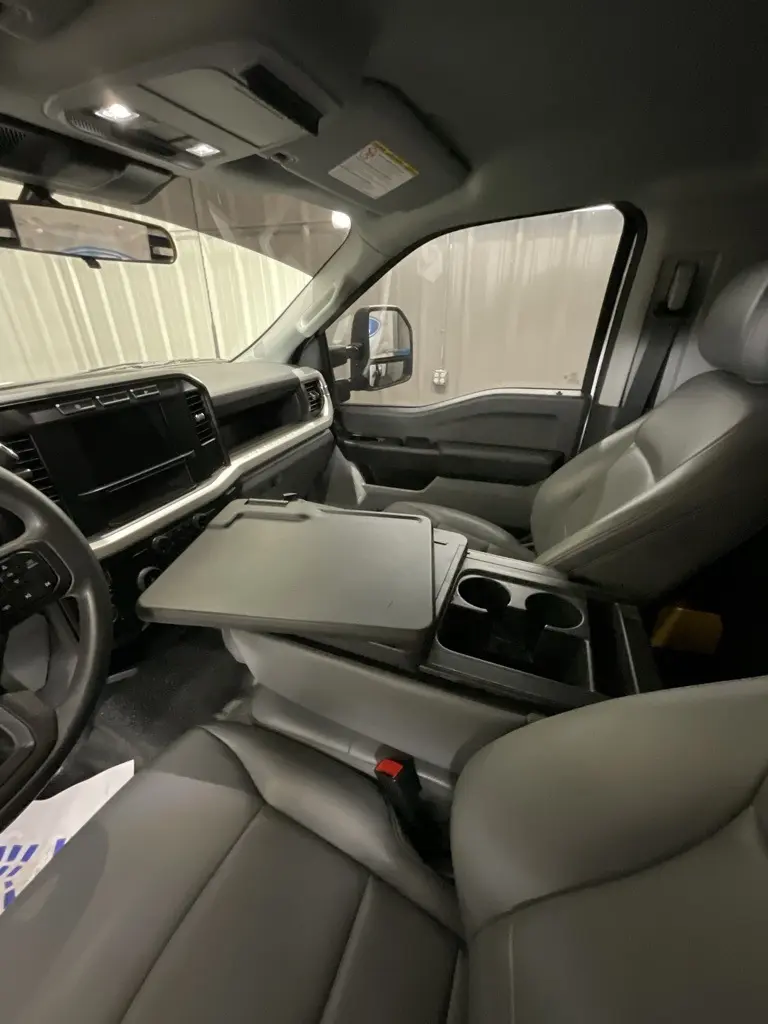 2024 Ford F-350 photo 9
