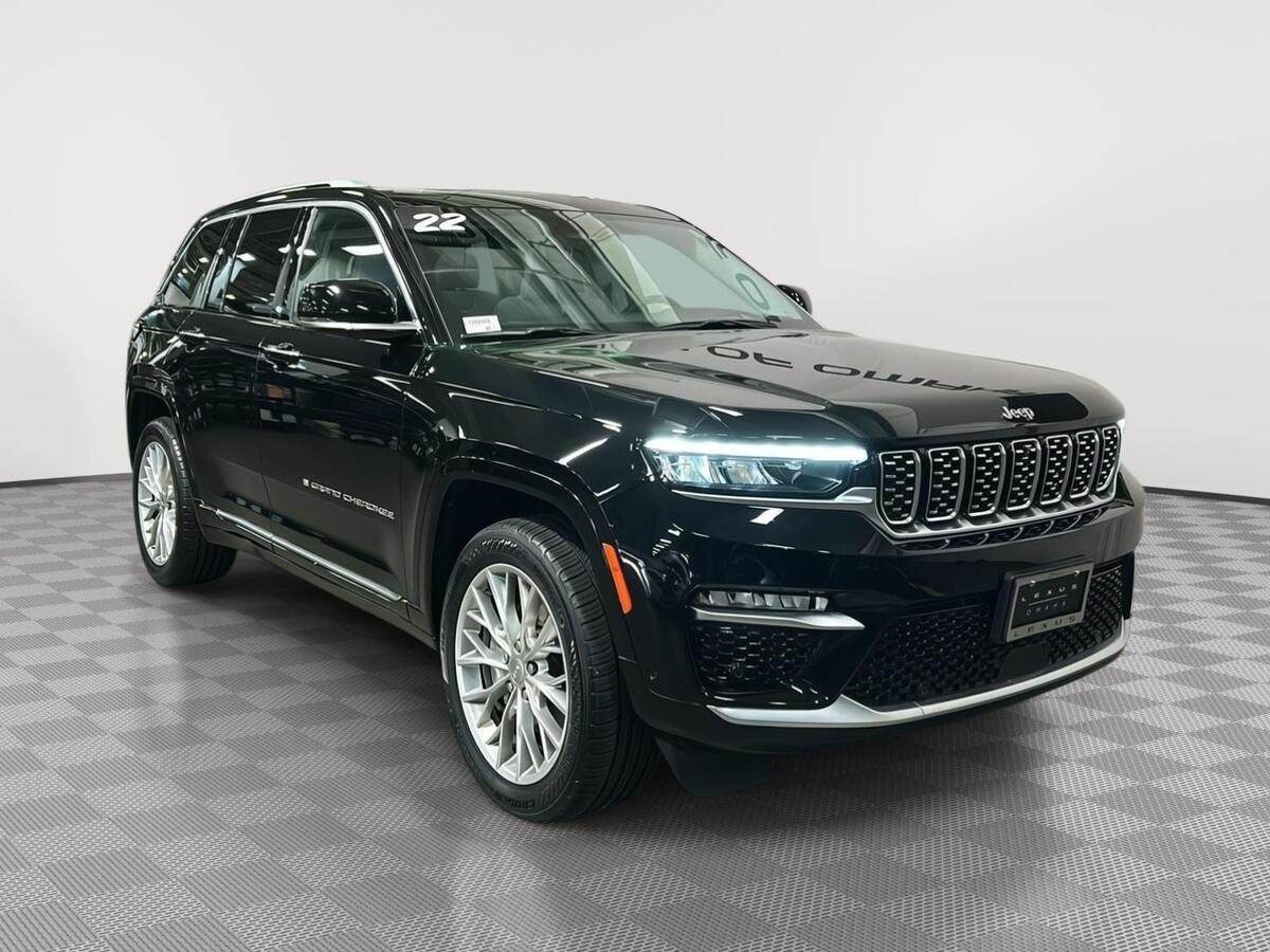 2022 Jeep Grand Cherokee Summit