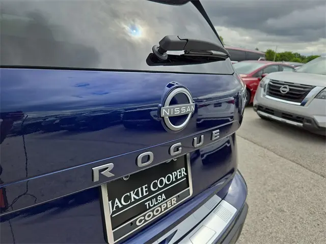 2026 Nissan Rogue SV photo 41