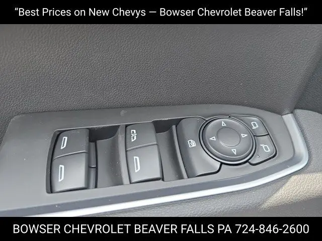 2025 Chevrolet Silverado 1500 LT photo 7